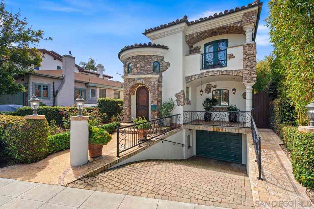 Homes For Sale - 7964 Prospect Pl<br/> La Jolla, CA 92037