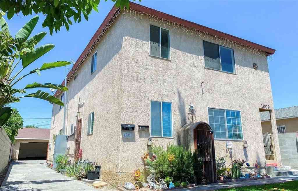 Multifamily For Sale - 1009 E Stockton Ave<br/> Compton, CA 90221