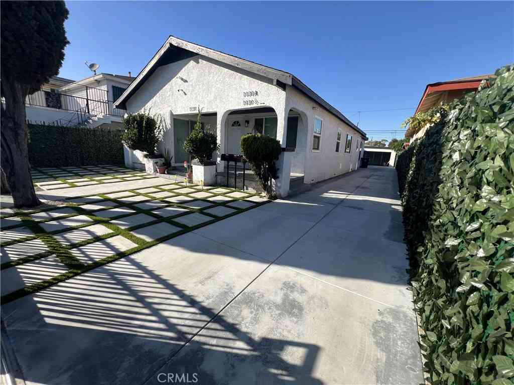 Homes For Sale - 1131 E 21st<br/> Long Beach, CA 90806