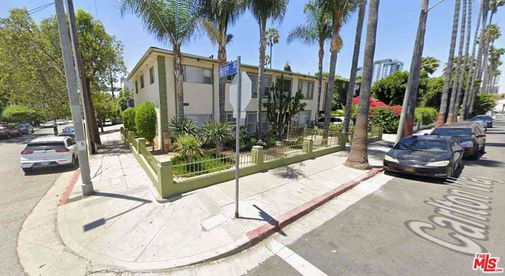 Condo For Rent - 5950 Carlton Way #13<br/> Los Angeles, CA 90028