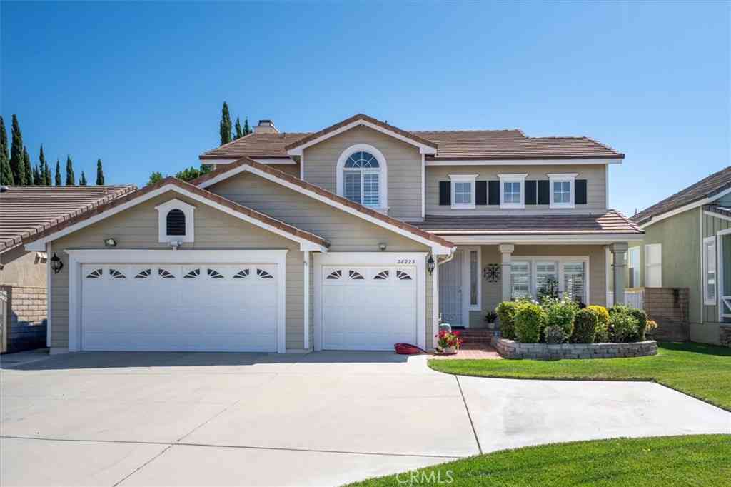 Homes For Sale - 28223 Bel Monte Court<br/> Canyon Country, CA 91387
