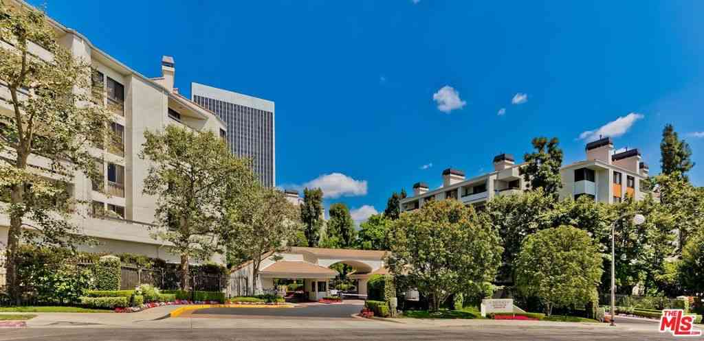 Condo For Rent - 2142 Century Park Lane #102<br/> Los Angeles, CA 90067