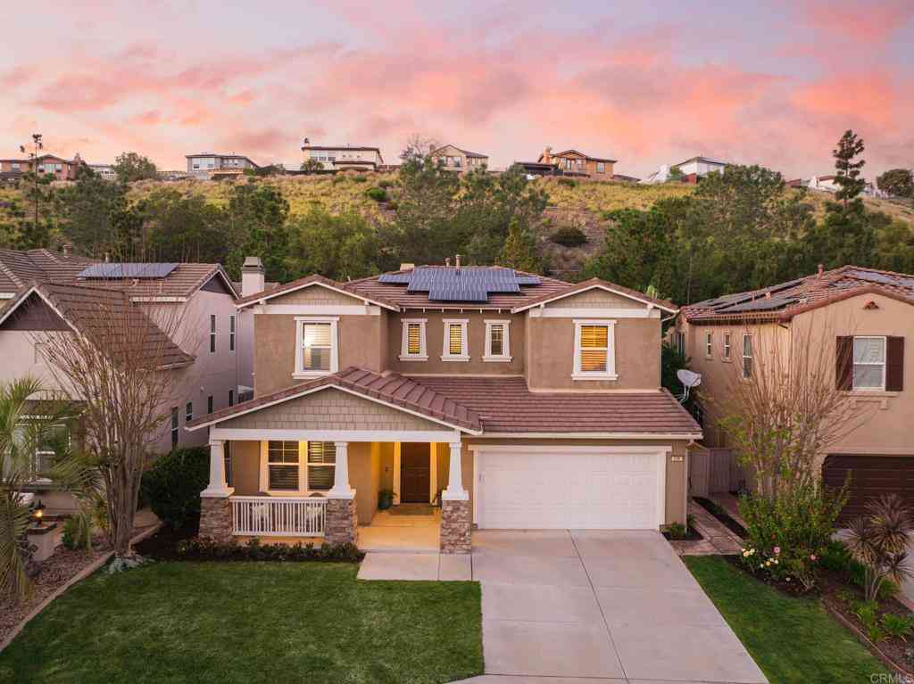Homes For Sale - 636 Weatherstone Way<br/> San Marcos, CA 92078