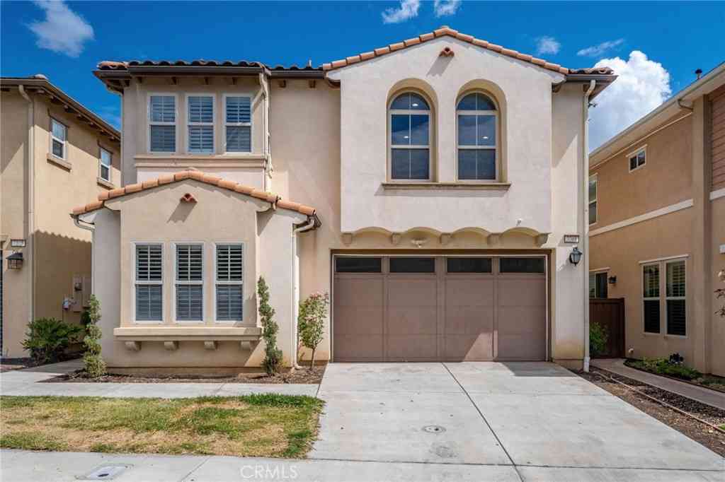 Homes For Sale - 3301 Terrace Ridge<br/> Long Beach, CA 90804
