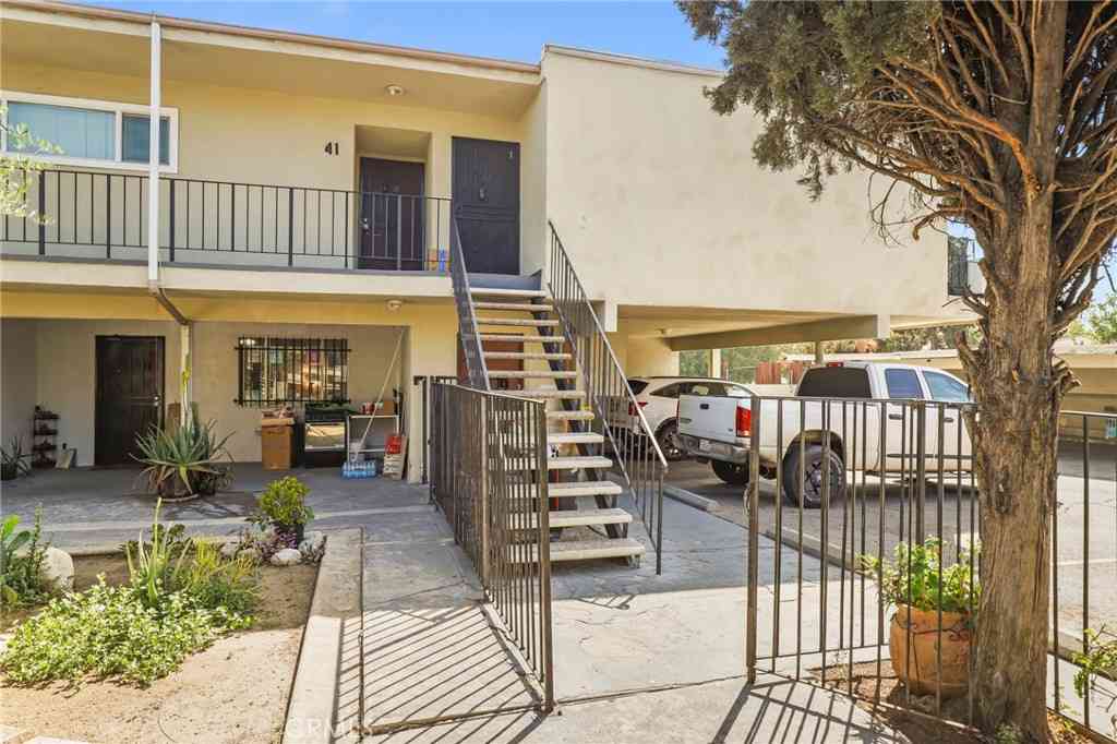 Homes For Sale - 10730 New Haven Street #42<br/> Sun Valley, CA 91352