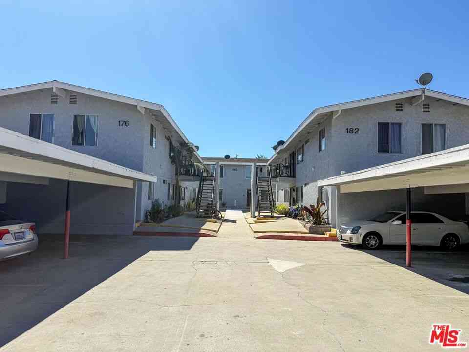 Homes For Sale - 176 W Ramona Street<br/> Ventura County, Ventura, CA 93001