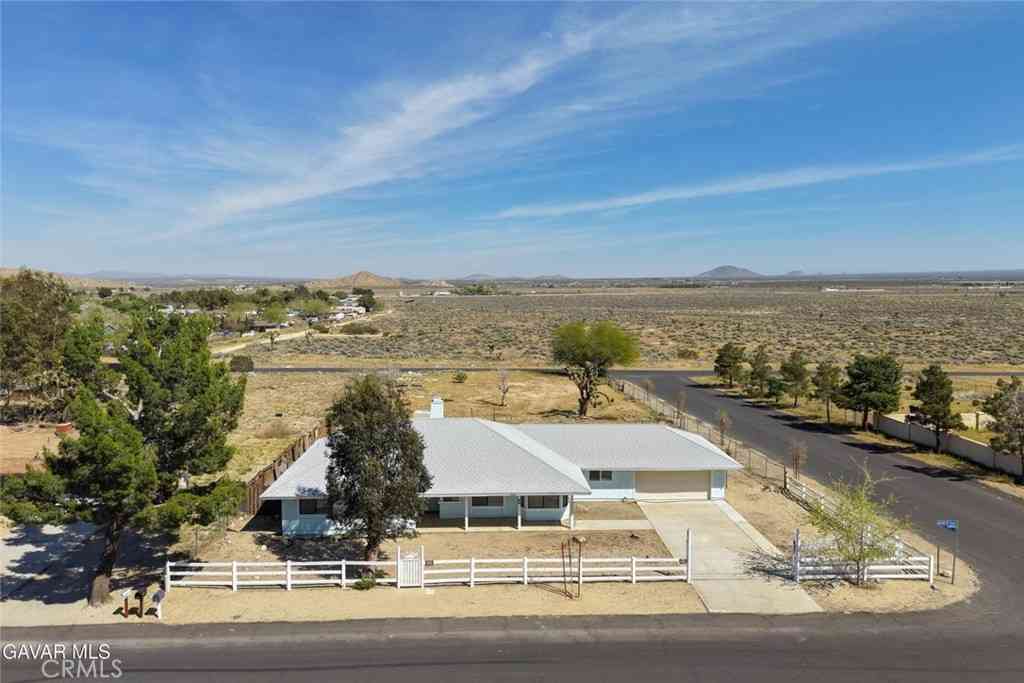 Homes For Sale - 39004 164th E<br/> Palmdale, CA 93591