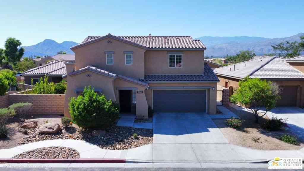 Homes For Sale - 74569 Falcon Lane<br/> Palm Desert, CA 92260