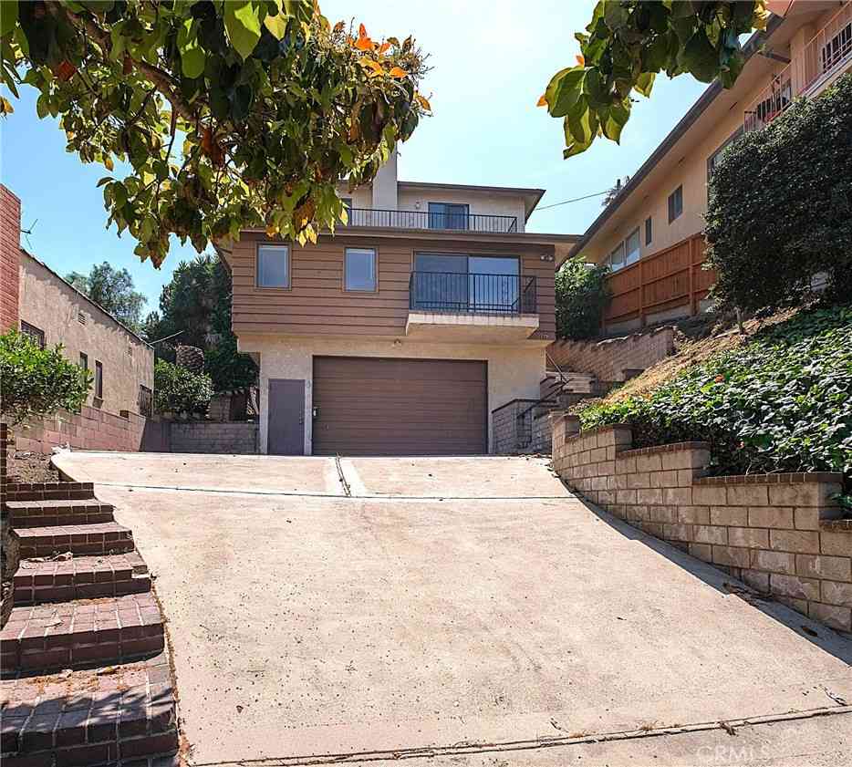 Homes For Sale - 729 W 22nd Street<br/> San Pedro, CA 90731