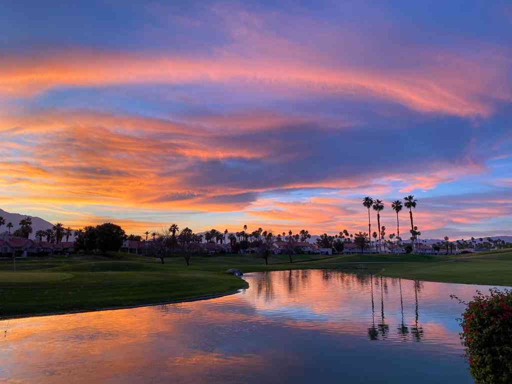 Condo For Sale - 117 Avellino Circle<br/> Palm Desert, CA 92211