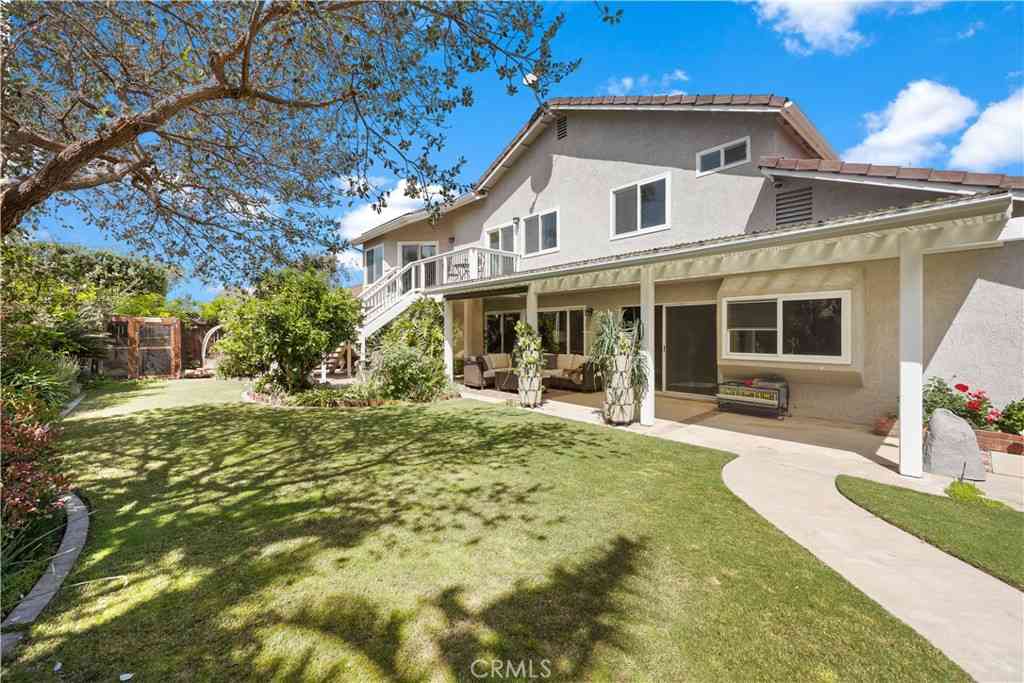 Homes For Sale - 5706 E Bryce Avenue<br/> Orange, CA 92867