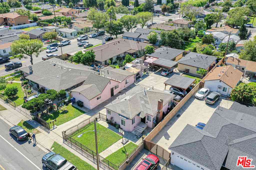 Homes For Sale - 6631 El Selinda Avenue<br/> Los Angeles County, Bell Gardens, CA 90201