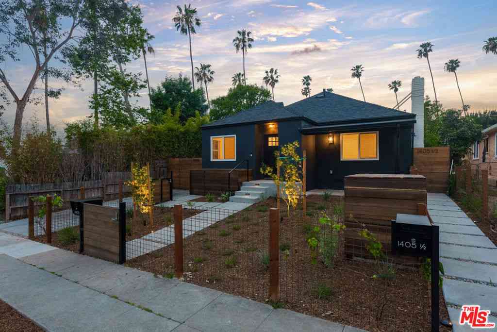 Homes For Rent - 1405 N Coronado Street<br/> Los Angeles, CA 90026