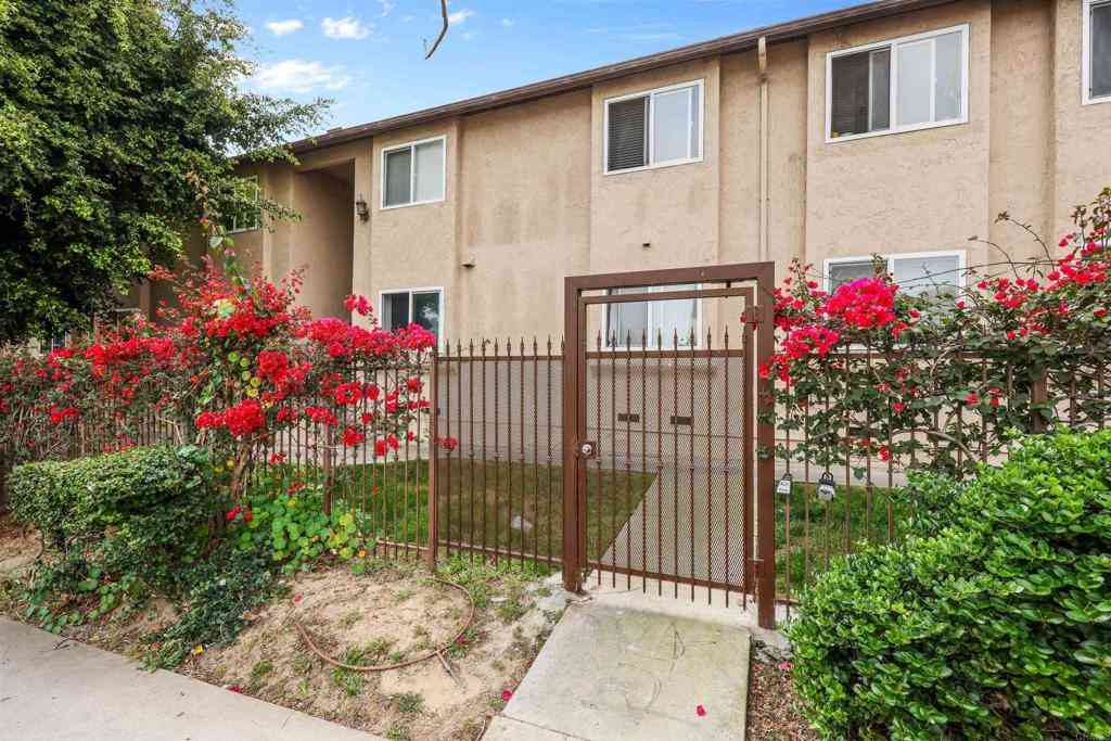Condo For Sale - 3285 Ocean View Blvd #22<br/> San Diego, CA 92113