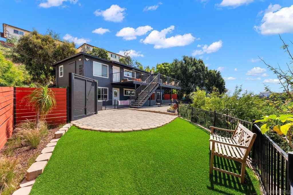 Homes For Sale - 801 807 Torrance Street<br/> San Diego, CA 92103