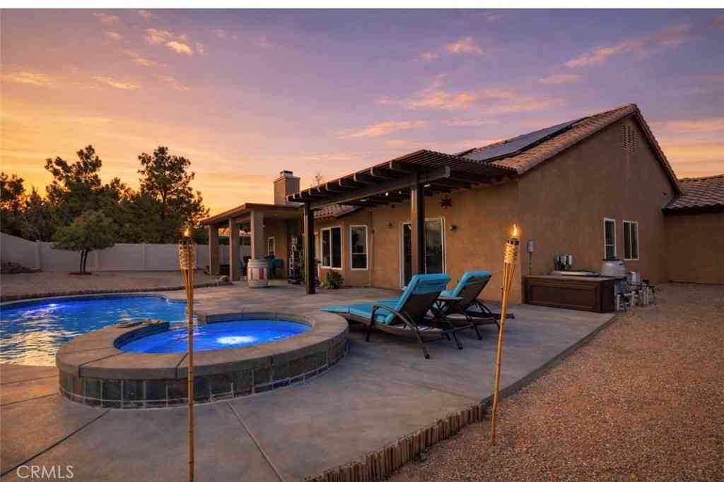 Homes For Sale - 56159 Nez Perce Trail<br/> Yucca Valley, CA 92284