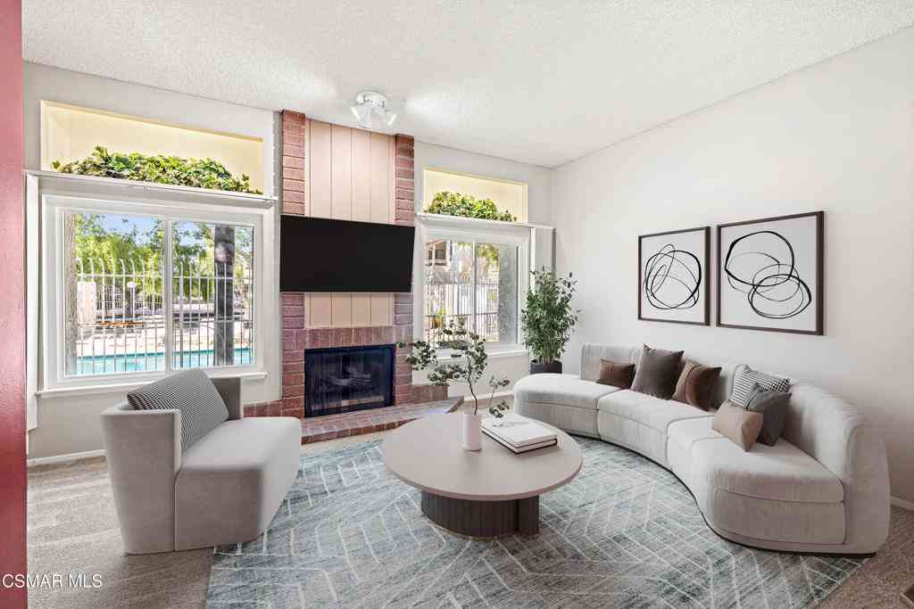 Condo For Sale - 3354 Darby Street #313<br/> Simi Valley, CA 93063