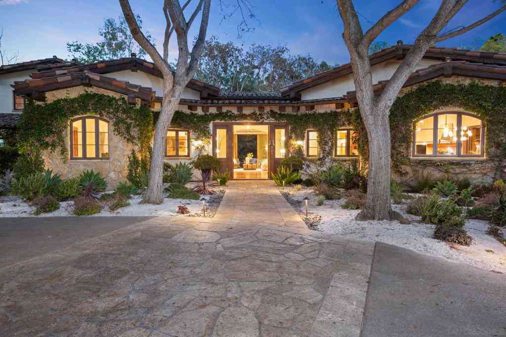 Homes For Sale - 4505 La Noria<br/> Rancho Santa Fe, CA 92067