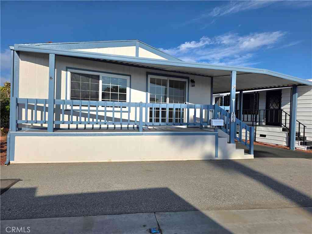Mobile Home For Sale - 306 N Jade Cove #73A<br/> Long Beach, CA 90803