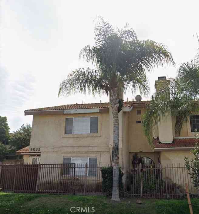 Condo For Sale - 8032 Rose #17<br/> Paramount, CA 90723