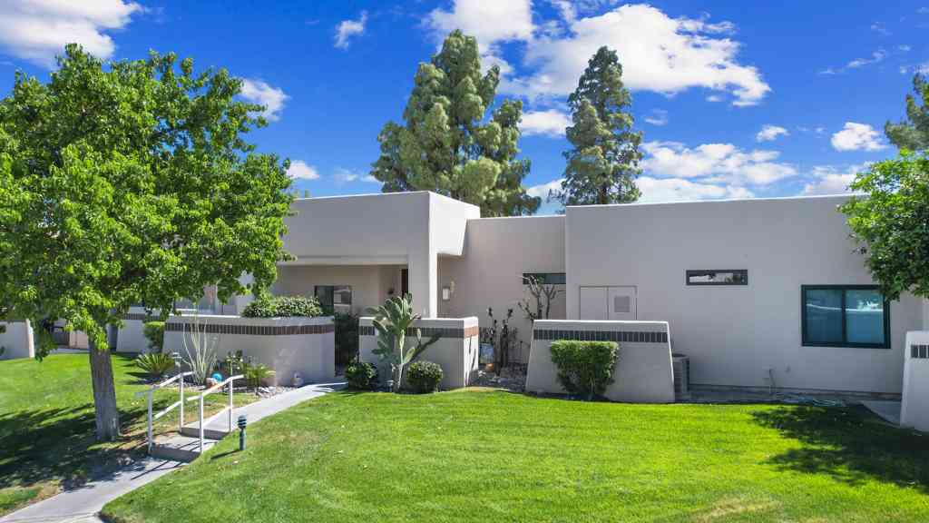 Condo For Sale - 67387 Toltec Court<br/> Riverside County, Cathedral City, CA 92234