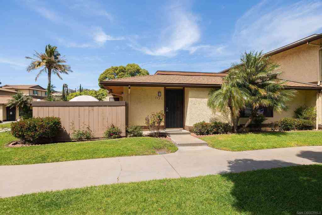 Townhouse For Sale - 232 Otay Valley Rd #C<br/> Chula Vista, CA 91911