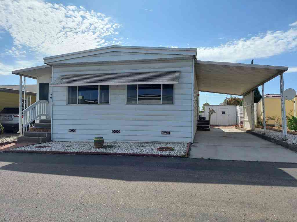 Mobile Home For Sale - 501 Anita Street #71<br/> Chula Vista, CA 91911