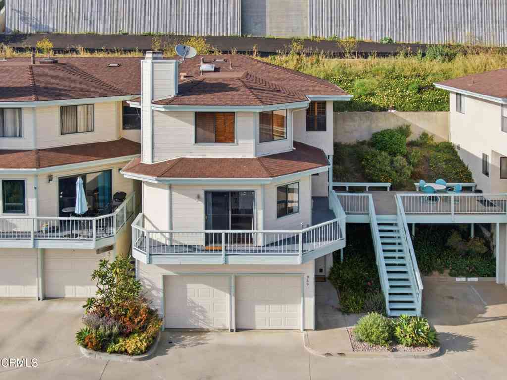 Townhouse For Sale - 989 Inspiration Way<br/> Ventura, CA 93001