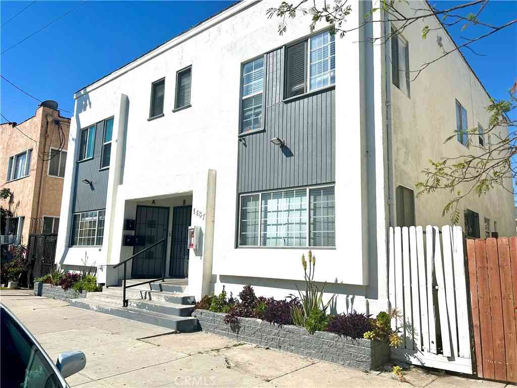 Apartment For Rent - 1487 Henderson<br/> Long Beach, CA 90813