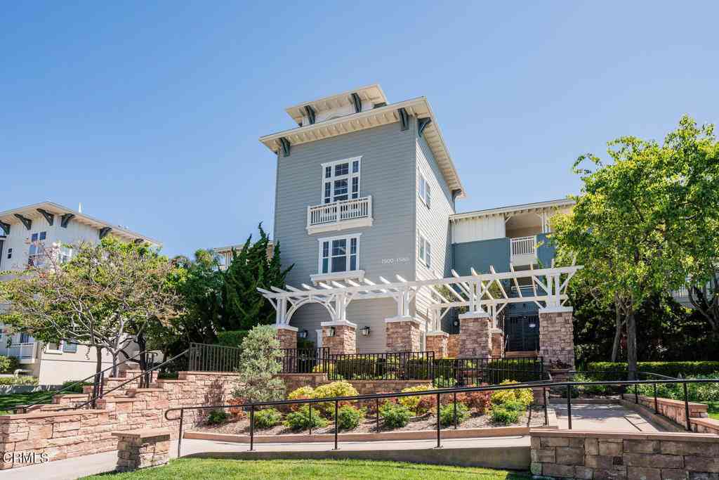 Condo For Sale - 1512 Seabridge Lane<br/> Ventura County, Oxnard, CA 93035