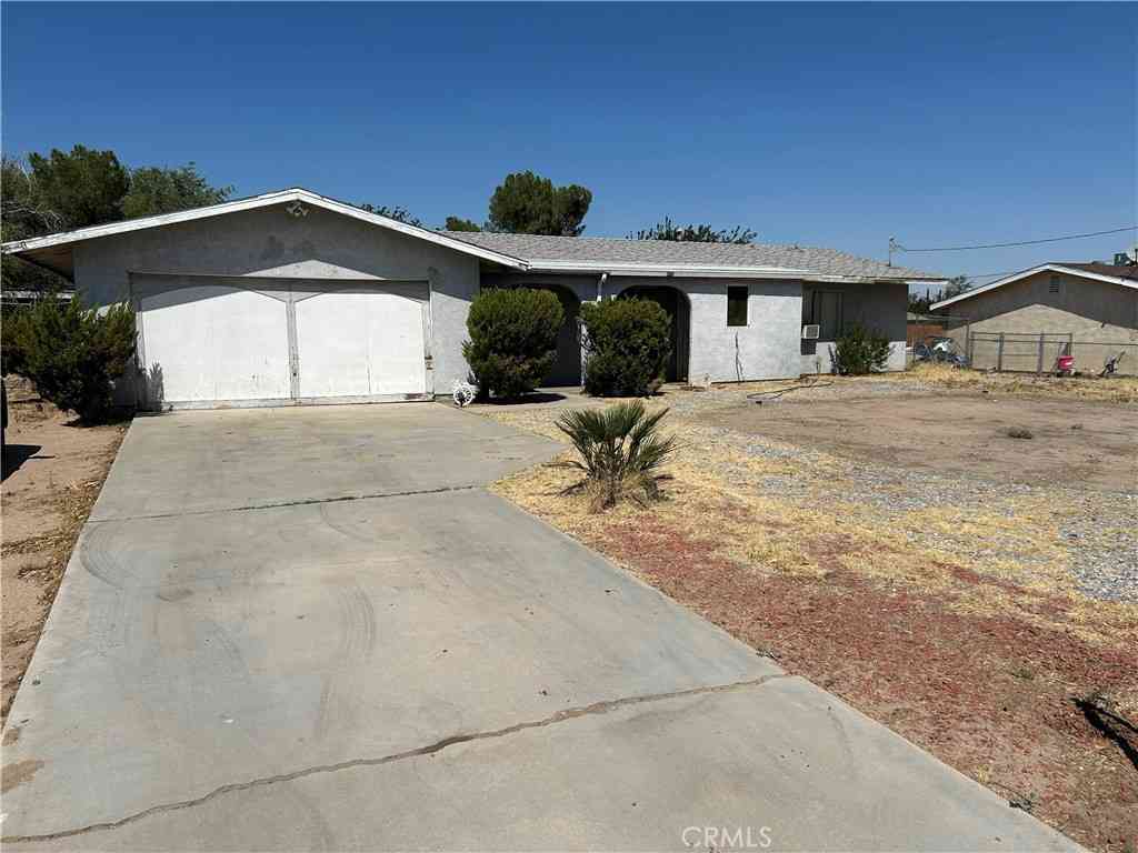 Homes For Sale - 9922 Victor Avenue<br/> Hesperia, CA 92345