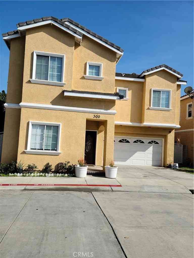 Homes For Rent - 300 Lampman Way<br/> Placentia, CA 92870