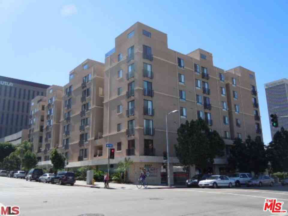 Condo For Rent - 625 S Berendo Street #306<br/> Los Angeles, CA 90005
