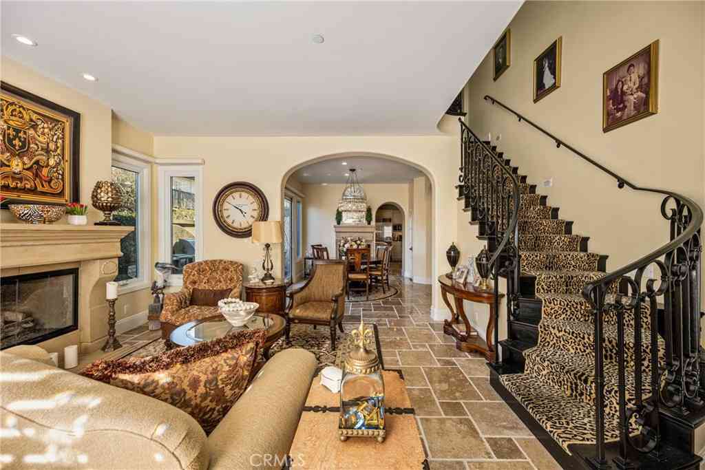 Condo For Sale - 3222 Clay Street<br/> Newport Beach, CA 92663