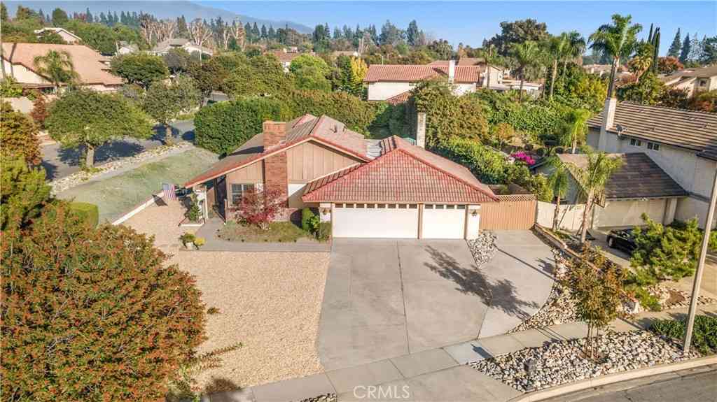 Homes For Sale - 1756 Rosewood<br/> Upland, CA 91784