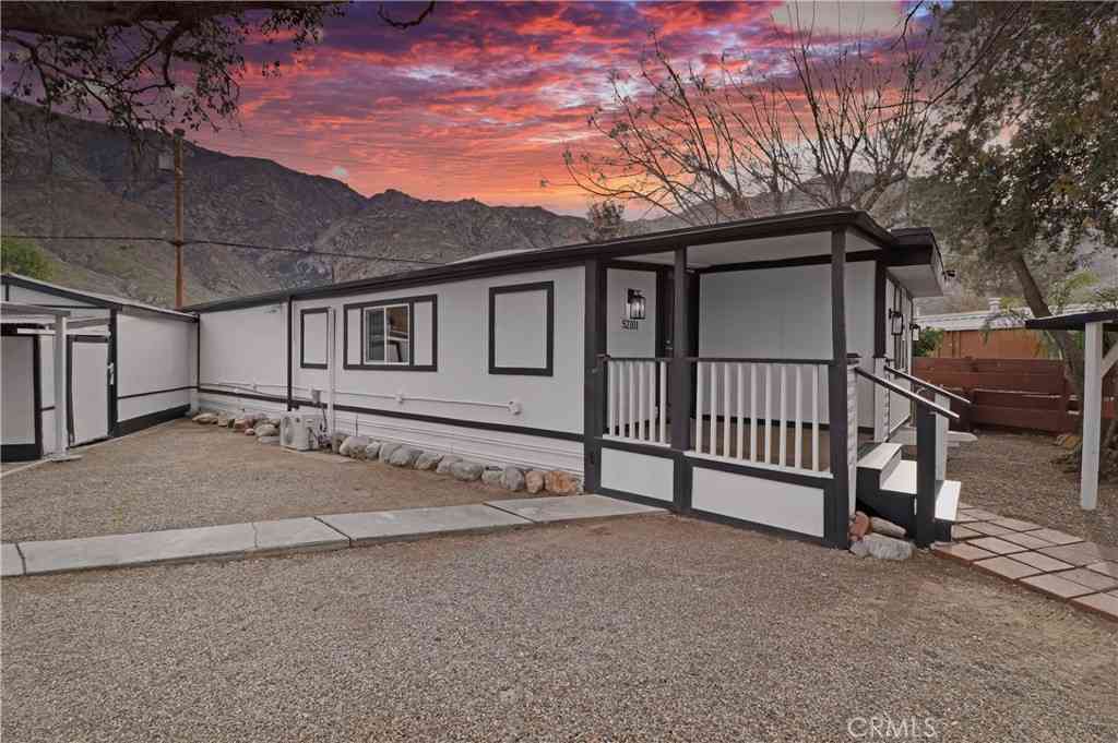 Mobile Home For Sale - 52101 Lois<br/> Cabazon, CA 92230