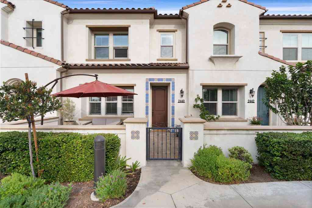 Condo For Sale - 2440 Sanabria Lane<br/> Brea, CA 92821