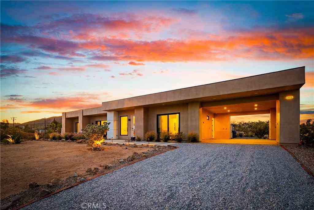 Homes For Sale - 59096 Nelson<br/> Yucca Valley, CA 92284