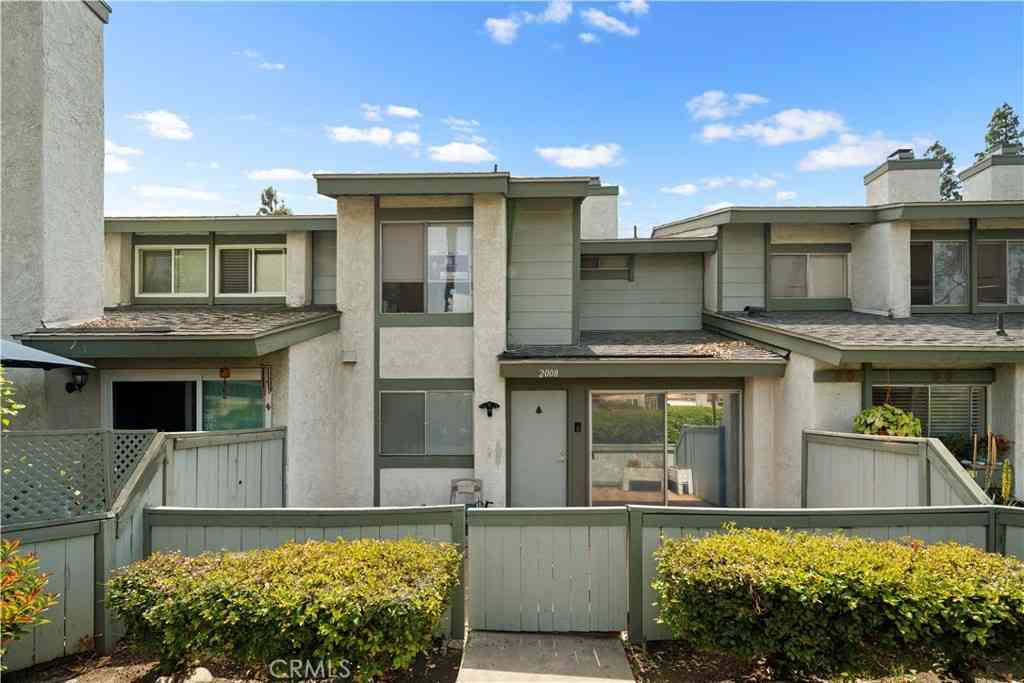 Condo For Sale - 2008 E 5th Street<br/> Ontario, CA 91764