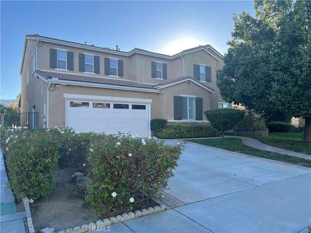Homes For Sale - 2106 Tangerine<br/> Palmdale, CA 93551