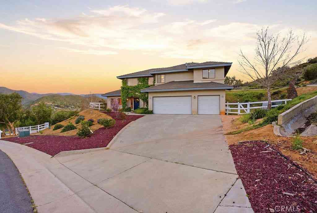 Homes For Sale - 2680 Kashmere Canyon<br/> Acton, CA 93510