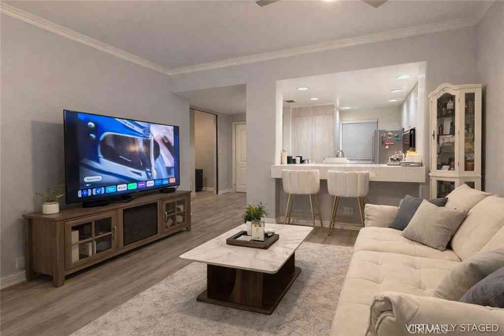 Condo For Sale - 2253 Martin #107<br/> Irvine, CA 92612