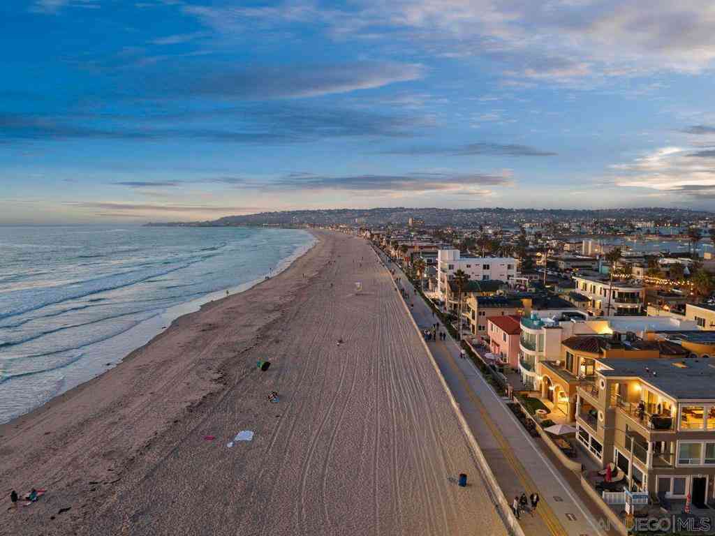 Homes For Sale - 3409 Ocean Front Walk<br/> San Diego, CA 92109