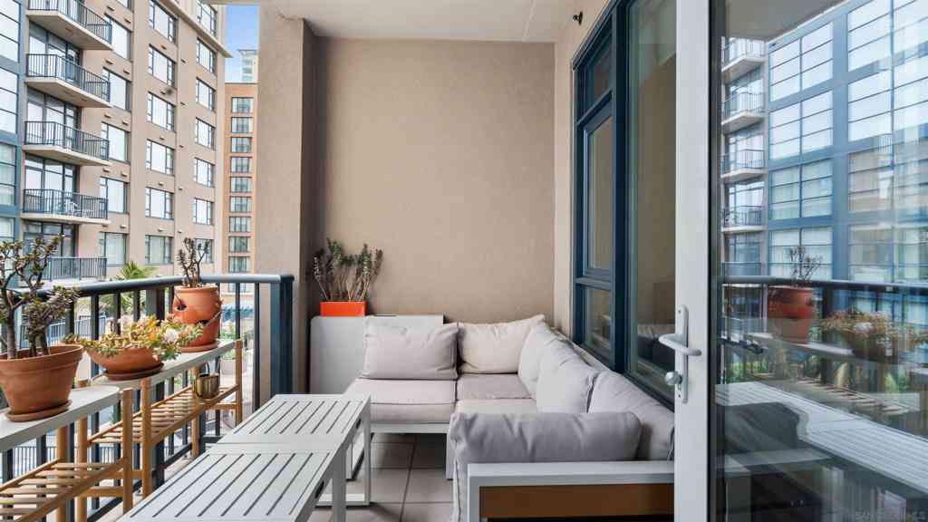Homes For Rent - 530 K Street #409<br/> San Diego, CA 92101