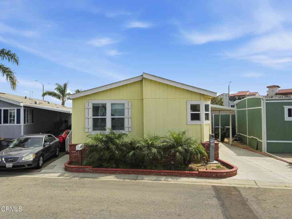 Mobile Home For Sale - 1657 Lime Avenue #87<br/> Ventura County, Oxnard, CA 93033