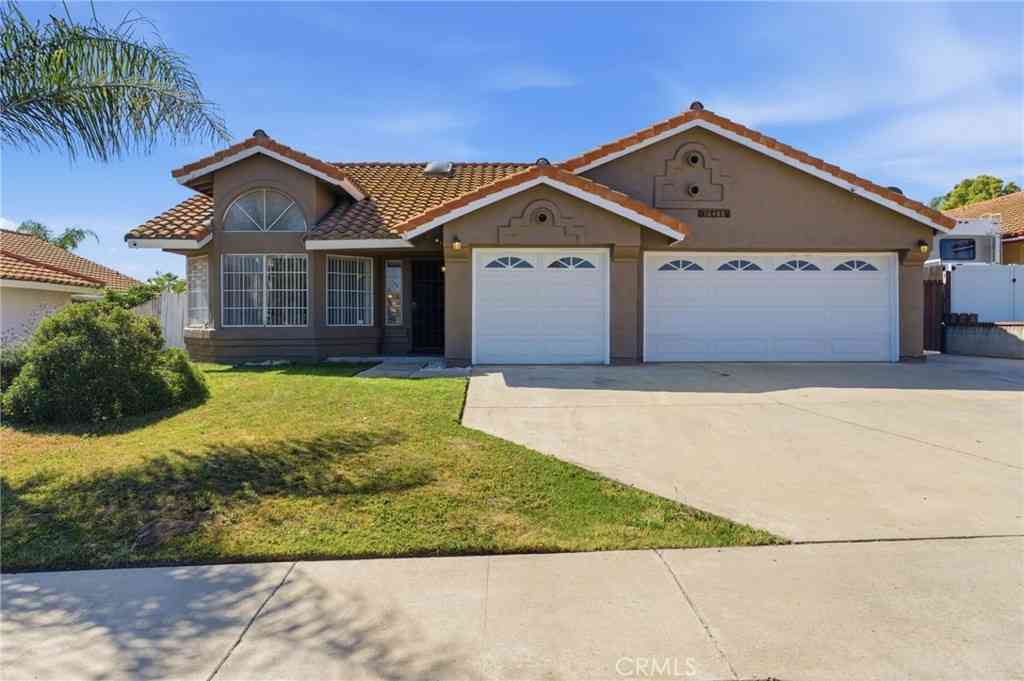 Homes For Sale - 16488 Mountain Street<br/> Lake Elsinore, CA 92530