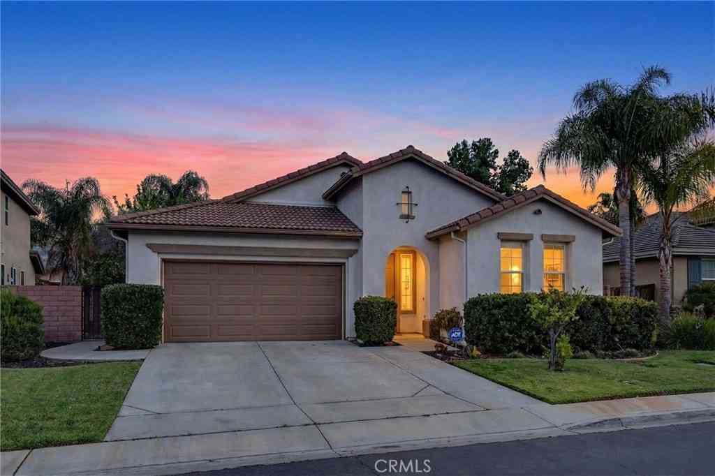 Homes For Sale - 29672 Northshore Street<br/> Menifee, CA 92584