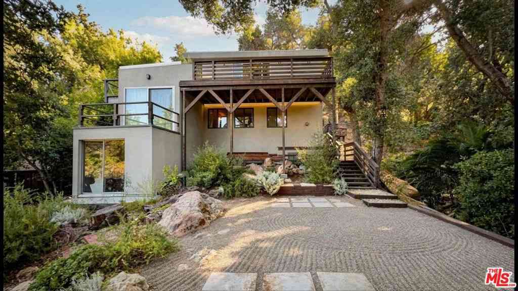 Homes For Rent - 19562 Cave Way<br/> Topanga, CA 90290