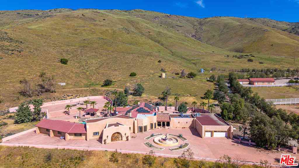 Homes For Sale - 35931 Via Famero Drive<br/> Acton, CA 93510