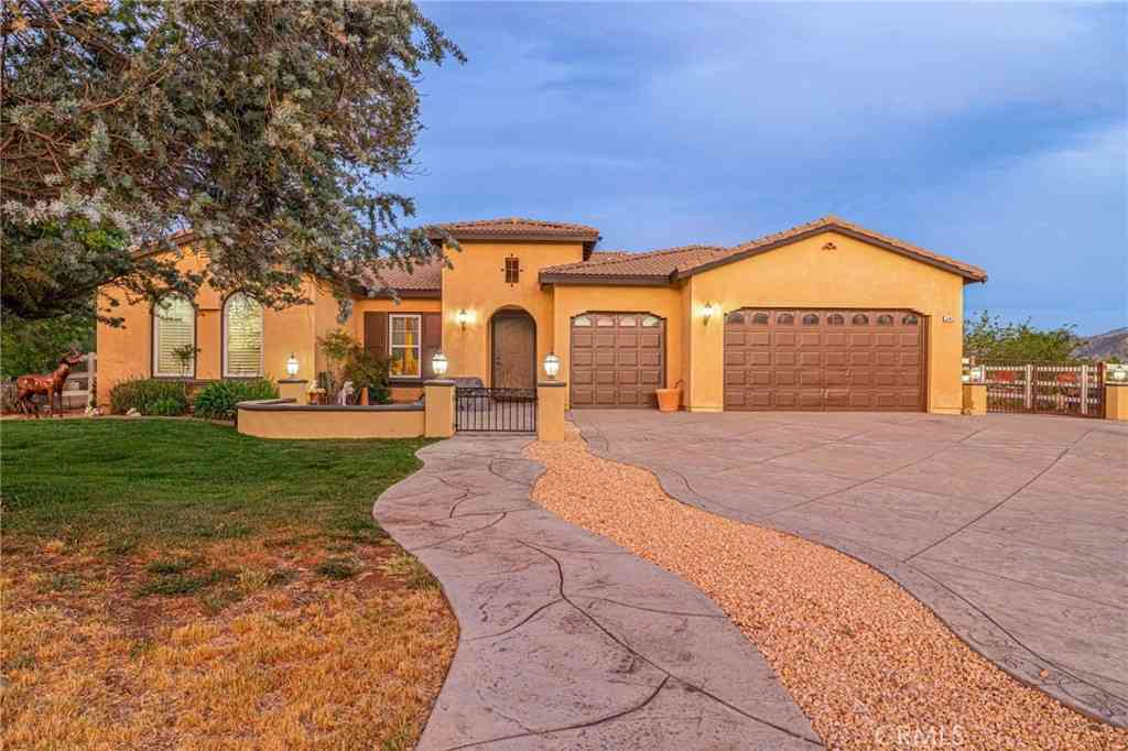 Homes For Sale - 33442 Desert Road<br/> Acton, CA 93510